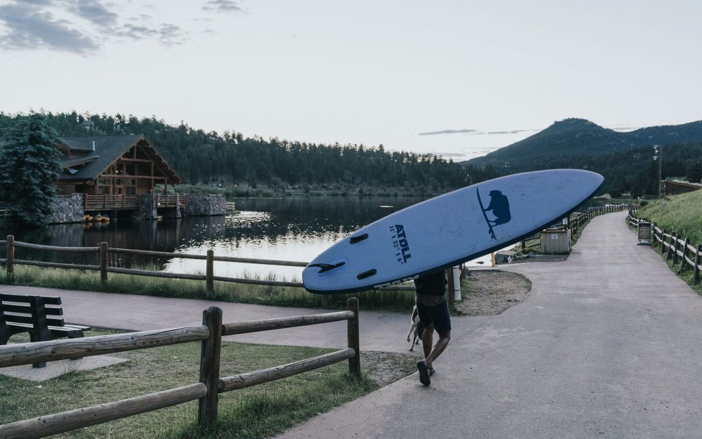 how to paddle through waves
